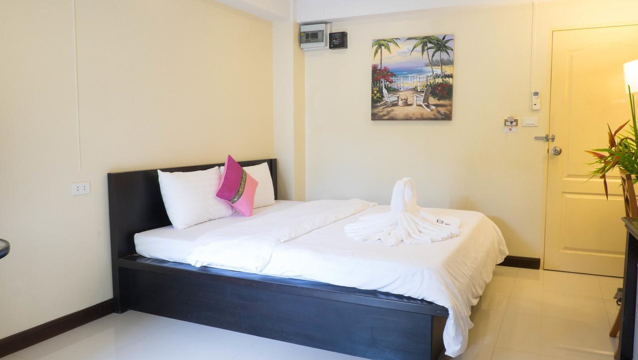Palm Ville Pass Up Mansion Chonburi Eksteriør bilde